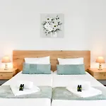 Secreta Vista Aparthotel 3*