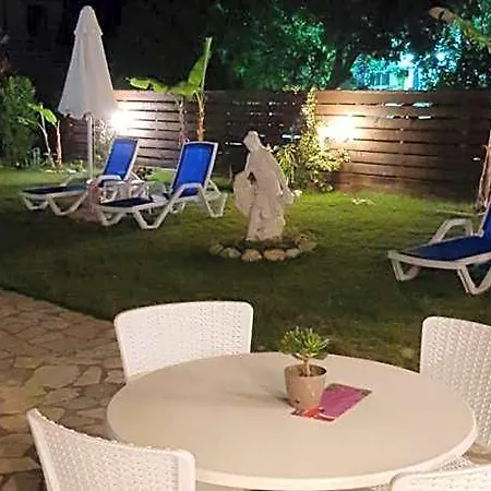 Aparthotel Secreta Vista 3*