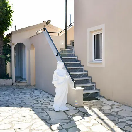 Secreta Vista Aparthotel 3*